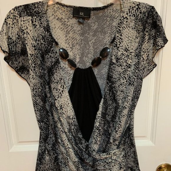iZ Byer Tops - * HOST PICK iZ Byer Black/White Patterned Wrap Top